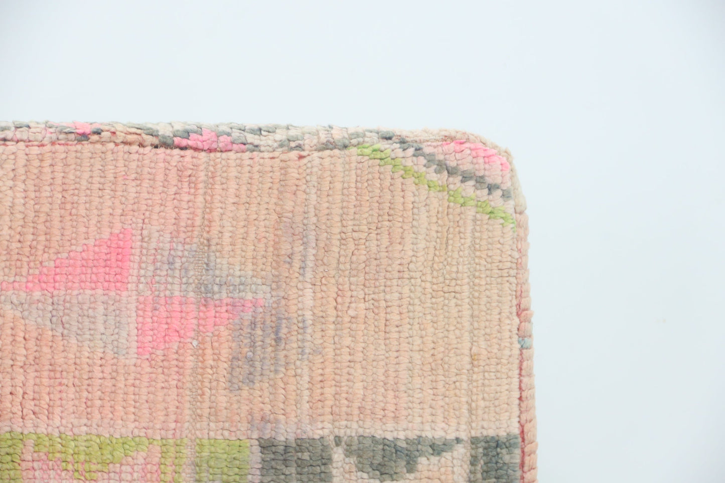 limovera Kahina Moroccan pouf