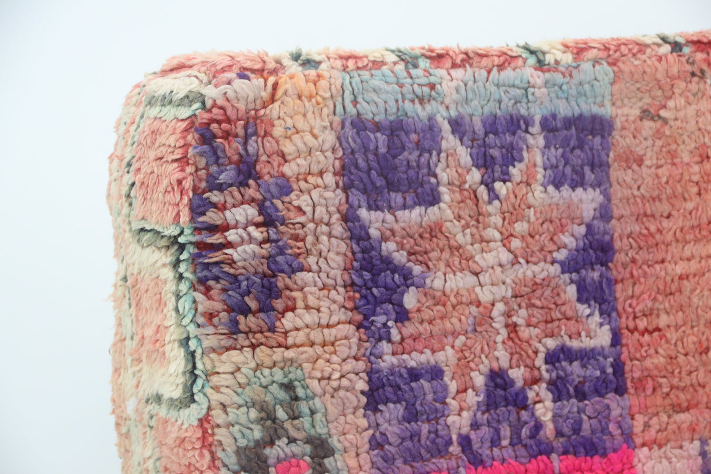 limovera Azenzar  Moroccan pouf