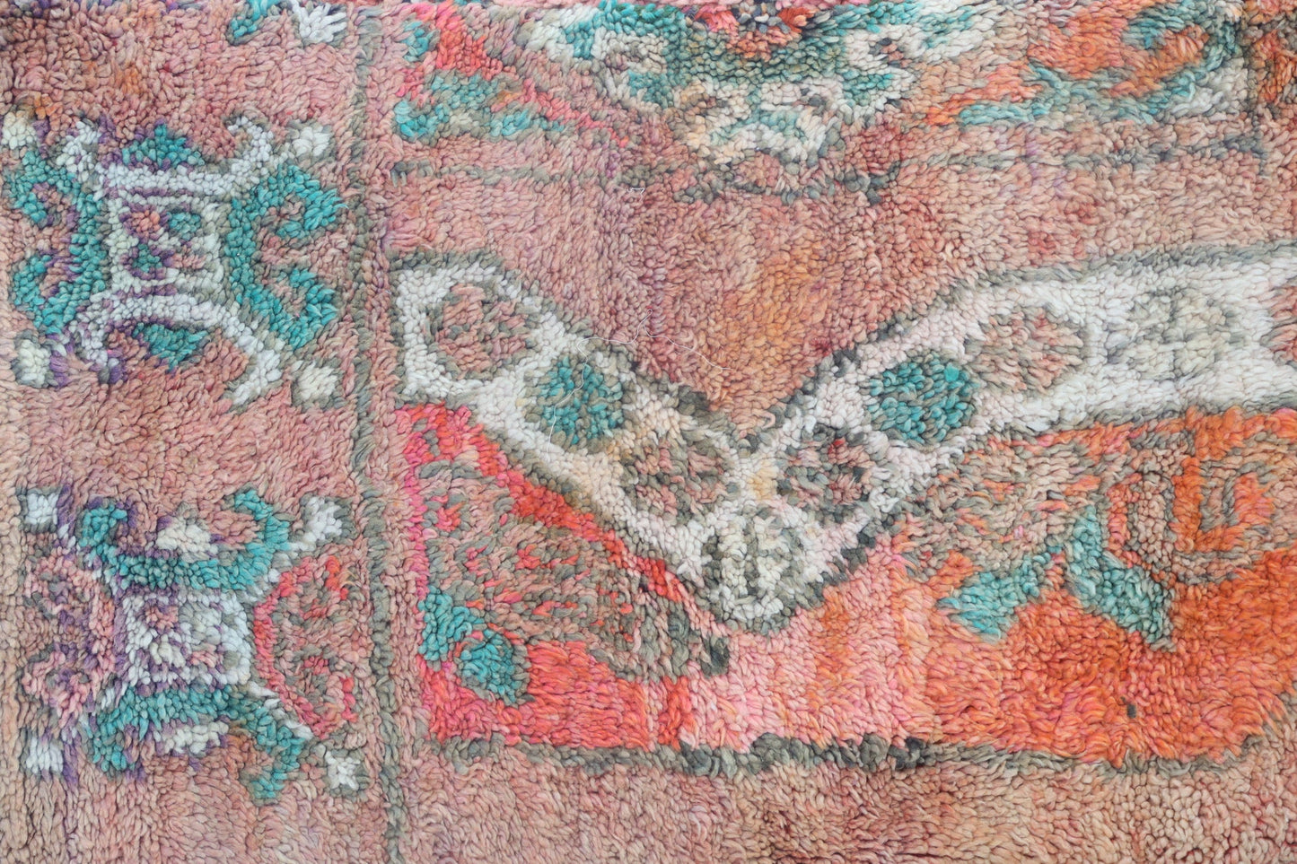 limovera Idir Moroccan pouf