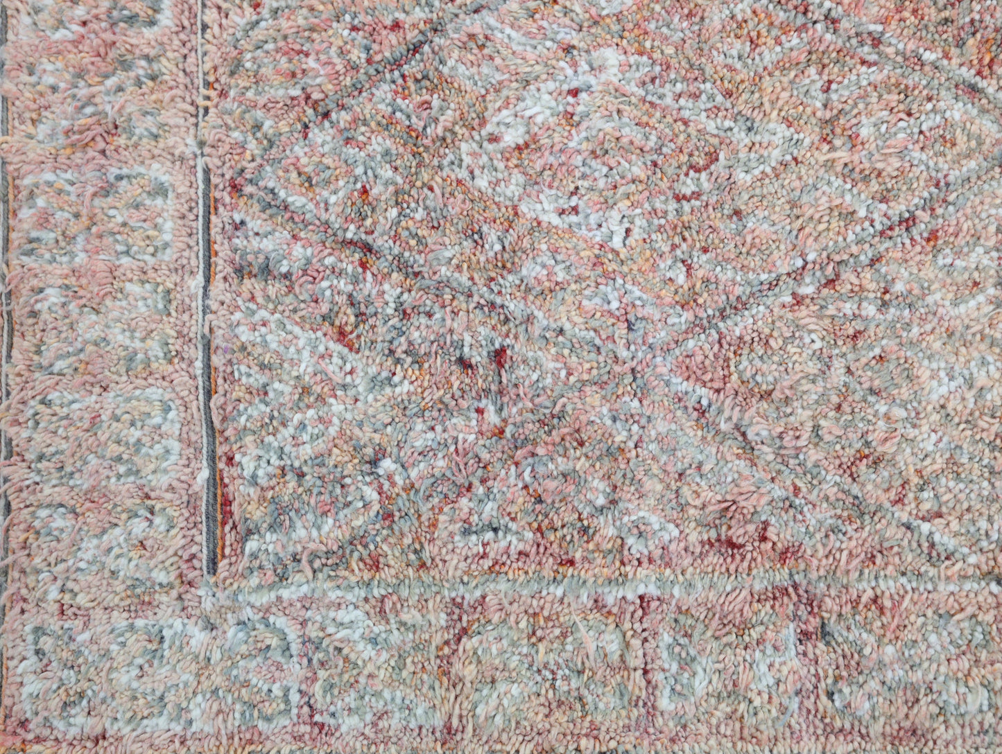 Limovera Amzun Vintage Moroccan Rug  6'8" x 10'3"