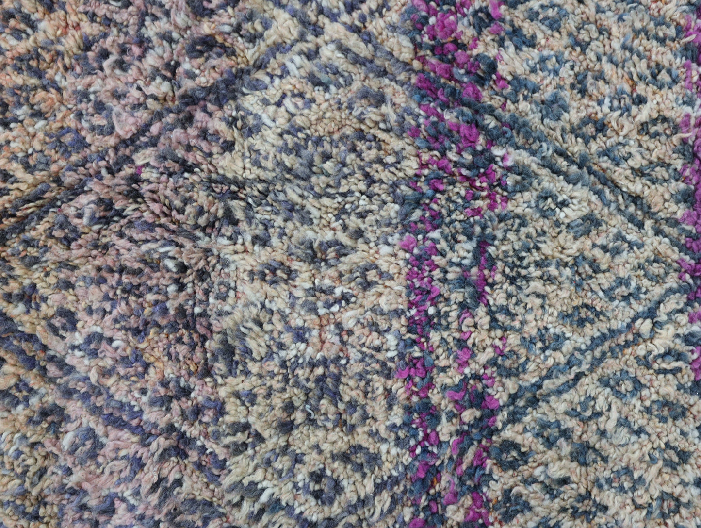 Limovera Lyla Vintage Moroccan Rug  6'5" x 9'6"